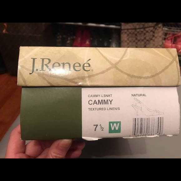 J. Renee Cammy Textured Linen Heels - Picture 6 of 6